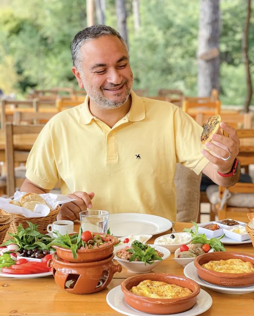 Anthony Rahayel in one of his visits to local restaurants 