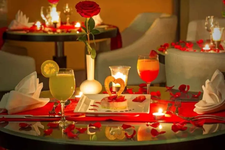 dining out on Valentine's Day